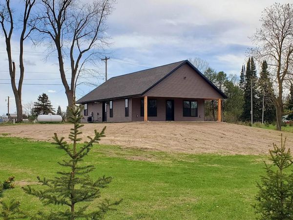 247 E MADISON STREET, Clintonville, WI 54929