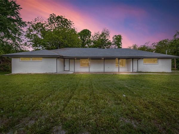 515 John Arden Drive, Waxahachie, TX 75165