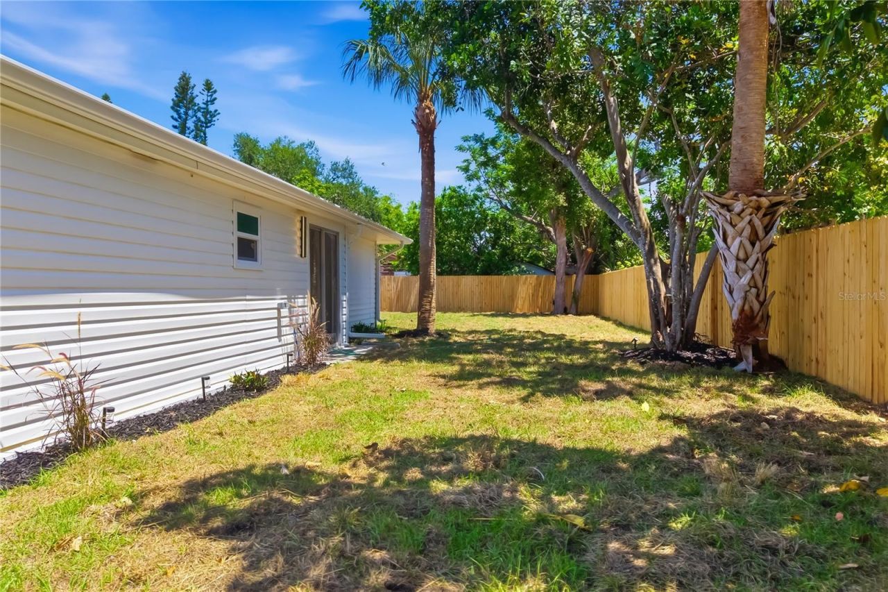 2436 Goldenrod Street, Sarasota, FL 34239 Photo