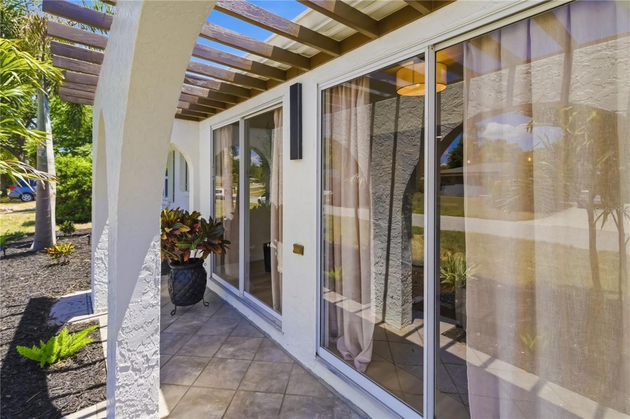 2436 Goldenrod Street, Sarasota, FL 34239 Photo
