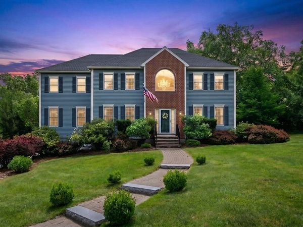 3 Whitcomb Way, North Reading, MA 01864