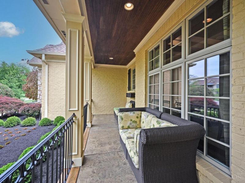 4911 Chestnut Hill Drive, Deerfield Twp., OH 45040 Photo 7