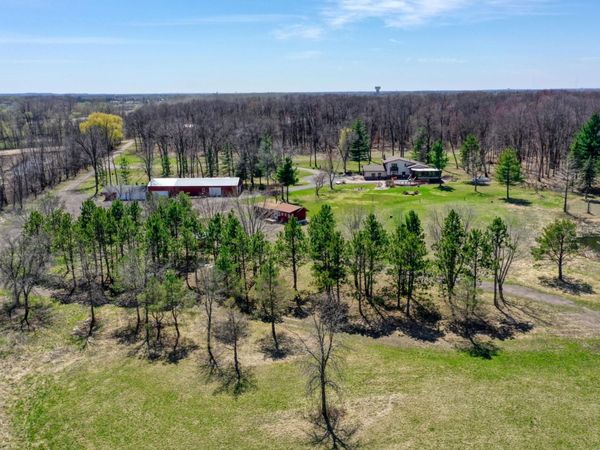 5696 170th Street N, Hugo, MN 55038