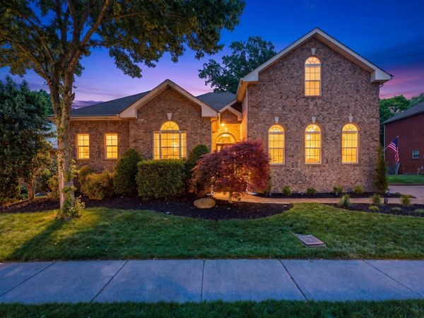 952 Century Oak Dr, Nashville, TN 37211