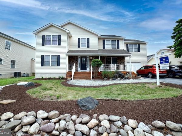 833 SELBY BOULEVARD, EDGEWATER, MD 21037