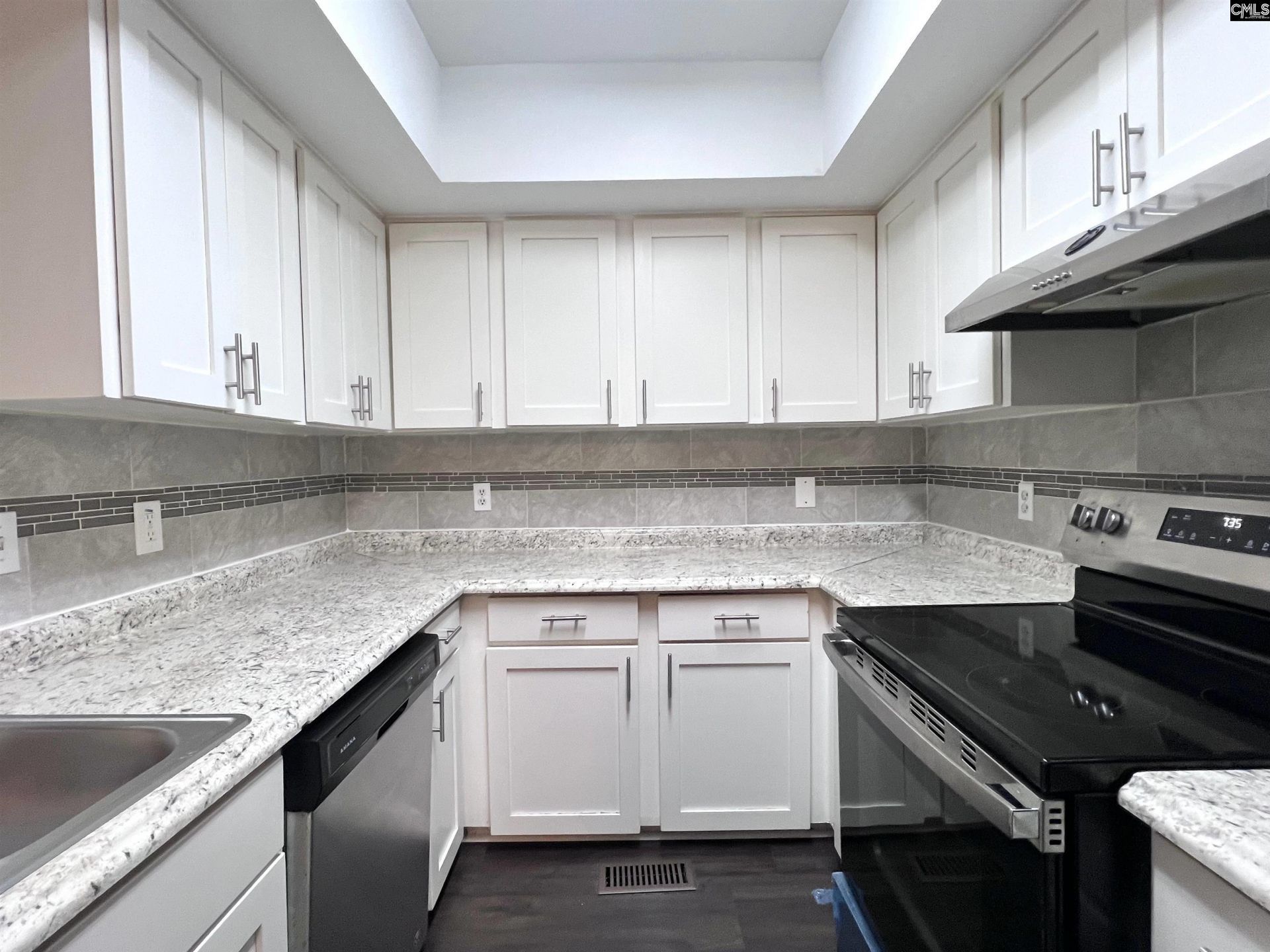 140 Forest Fern Road Photo 8
