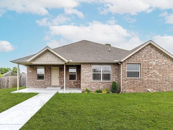 3104 Featherston Road, Bentonville, AR 72713