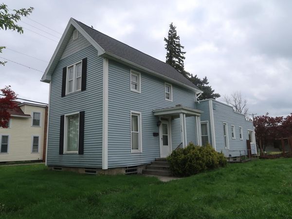 115 W Jackson Street , Fostoria, OH 44830