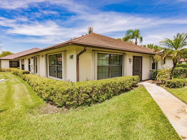1607 Laurel Leaf Lane, Unit B, Fort Pierce, FL 34950