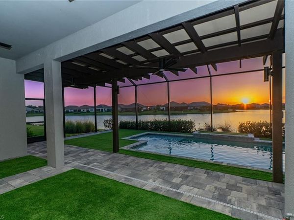 3995 Pegasus WAY, NAPLES, FL 34120