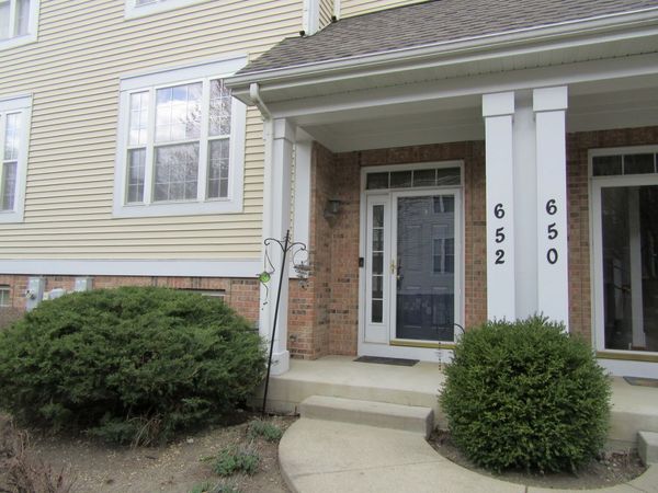 652 N Hidden Prairie Court , Palatine, IL 60067