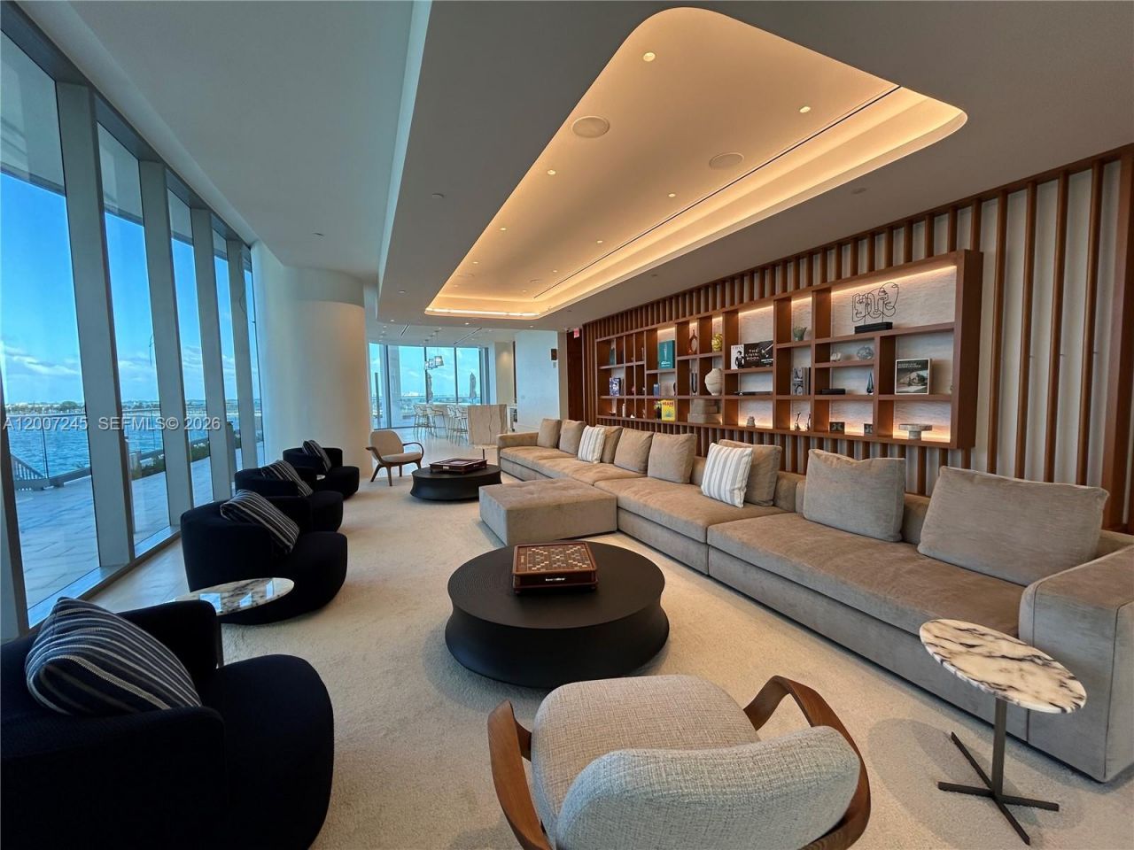 175 SE 25th Rd, Unit 1204, Miami, FL 33129 Photo