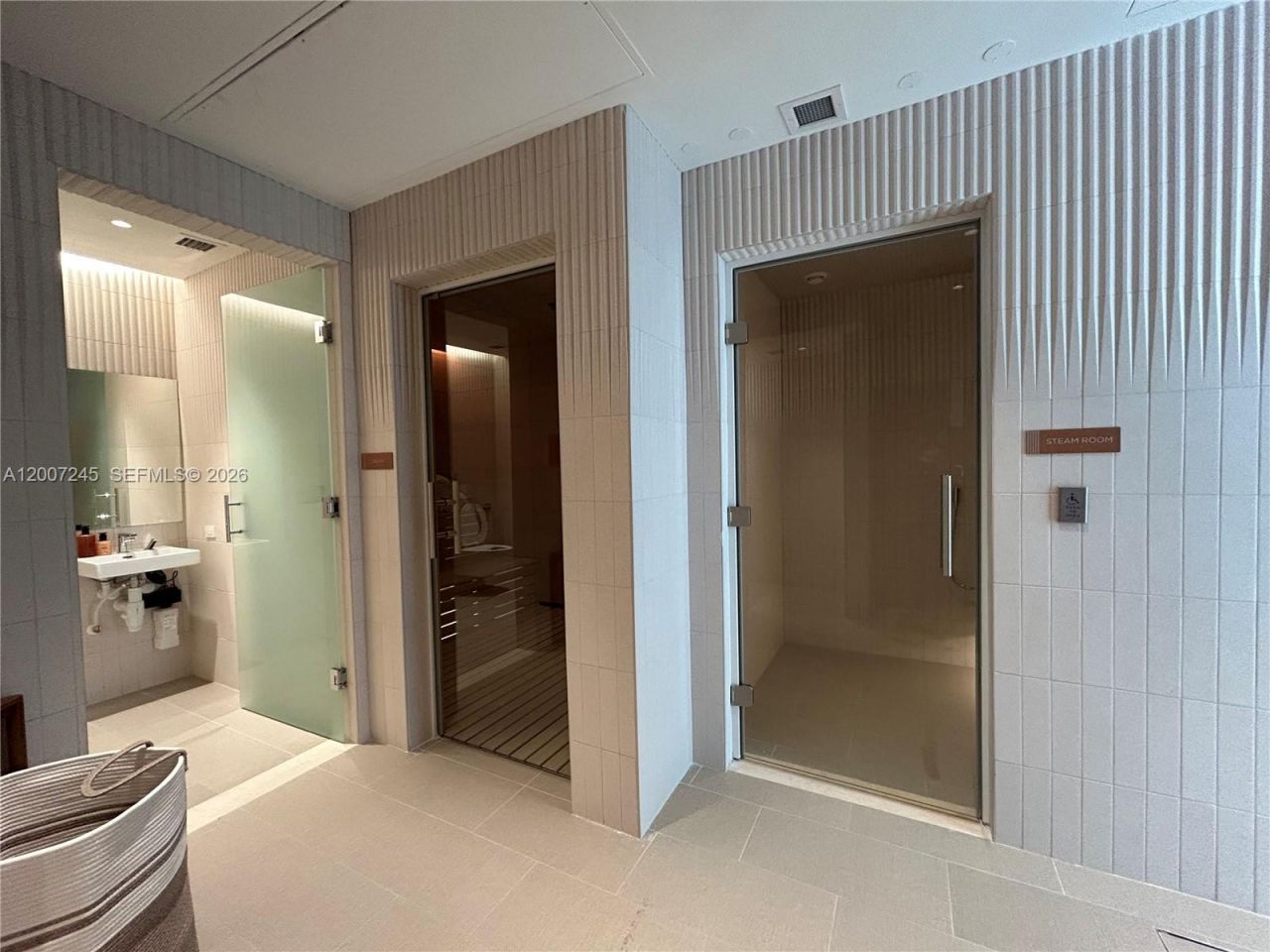 175 SE 25th Rd, Unit 1204, Miami, FL 33129 Photo