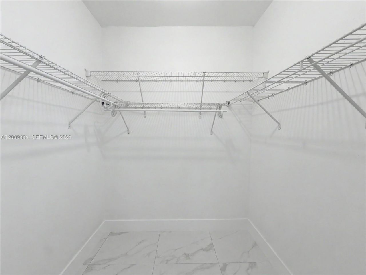 10010 NW 9th St Cir, Unit 203, Miami, FL 33172 Photo