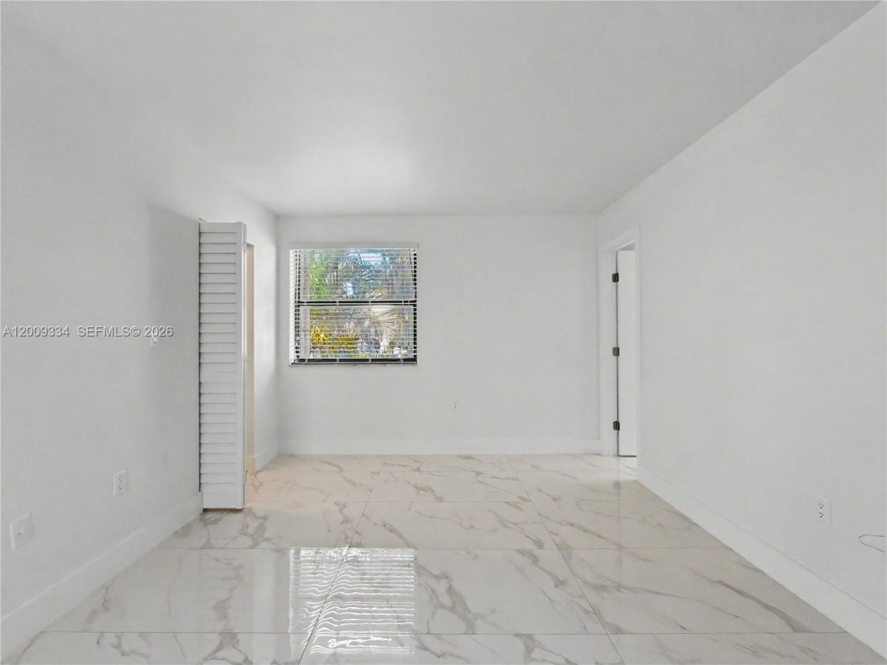10010 NW 9th St Cir, Unit 203, Miami, FL 33172 Photo