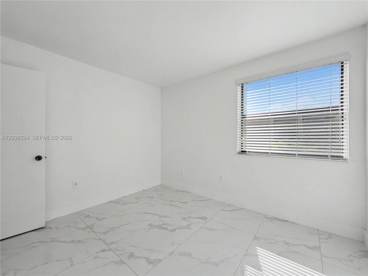 10010 NW 9th St Cir, Unit 203, Miami, FL 33172 Photo