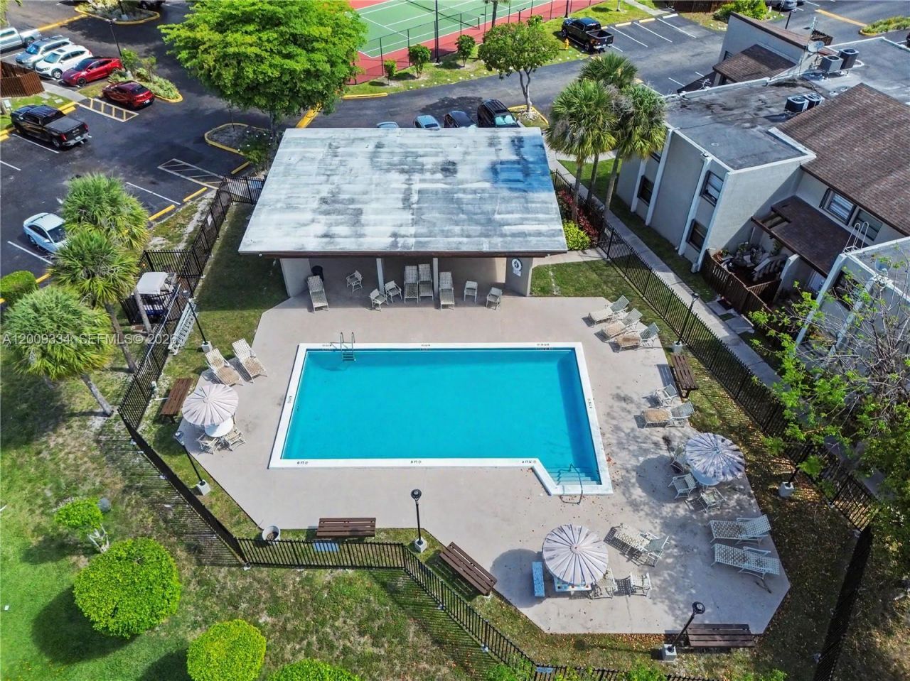 10010 NW 9th St Cir, Unit 203, Miami, FL 33172 Photo