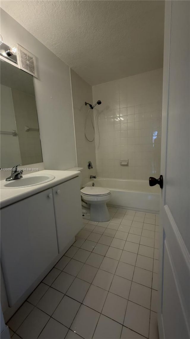 4435 SW 160th Ave, Unit 214, Miramar, FL 33027 Photo