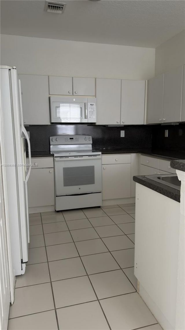 4435 SW 160th Ave, Unit 214, Miramar, FL 33027 Photo