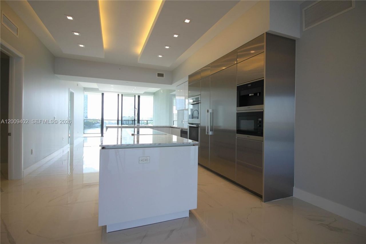 5000 Island Estates Dr , Unit 606, Aventura, FL 33160 Photo