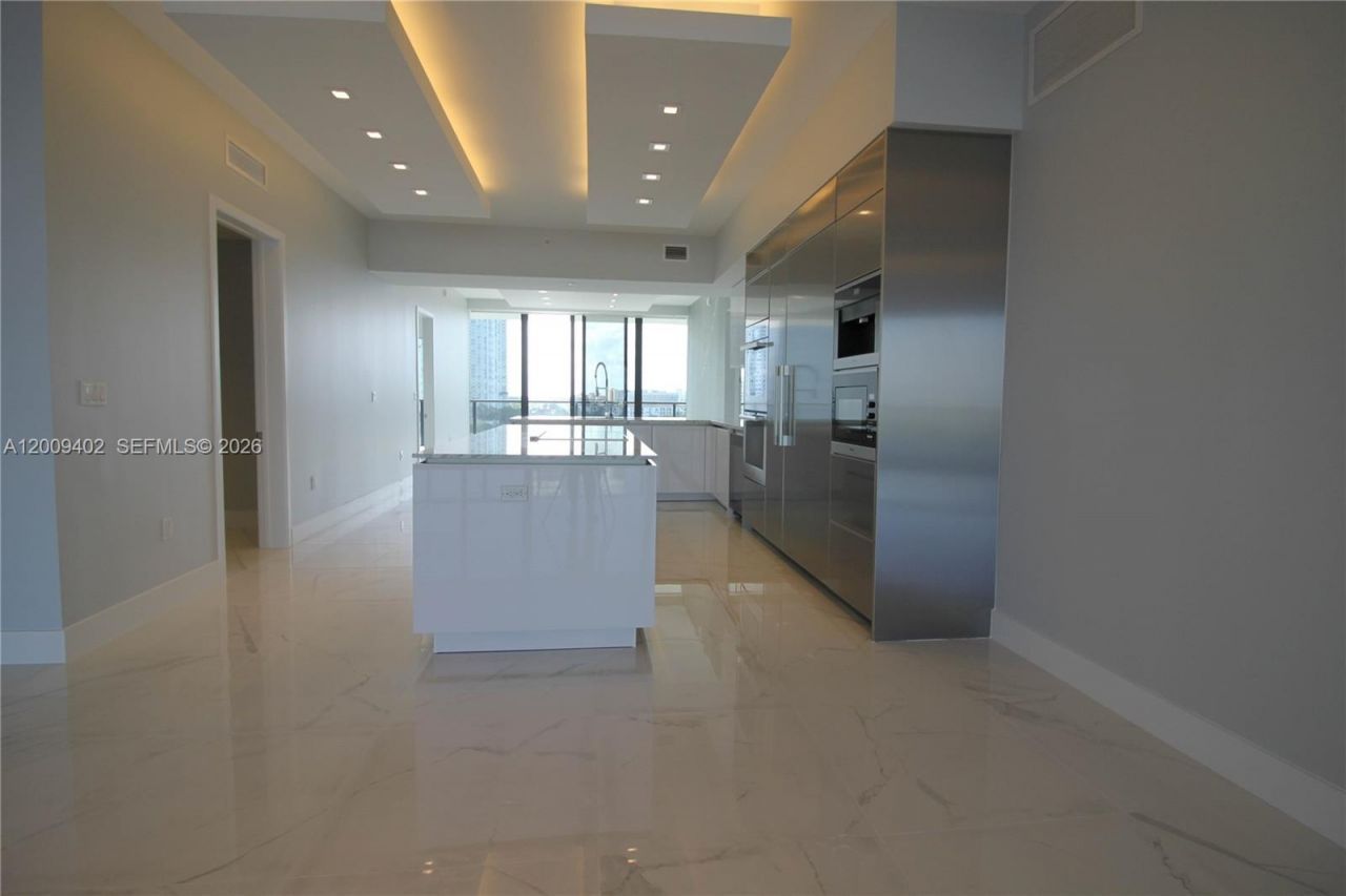 5000 Island Estates Dr , Unit 606, Aventura, FL 33160 Photo