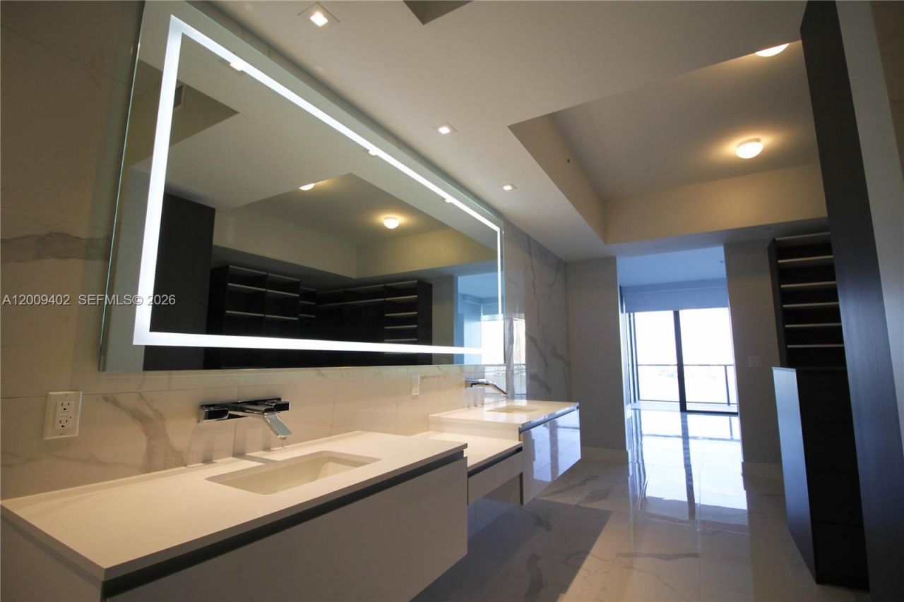 5000 Island Estates Dr , Unit 606, Aventura, FL 33160 Photo