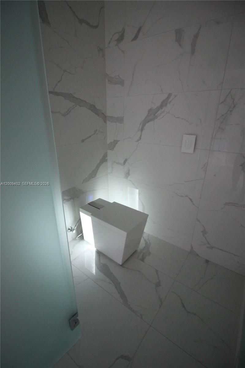 5000 Island Estates Dr , Unit 606, Aventura, FL 33160 Photo