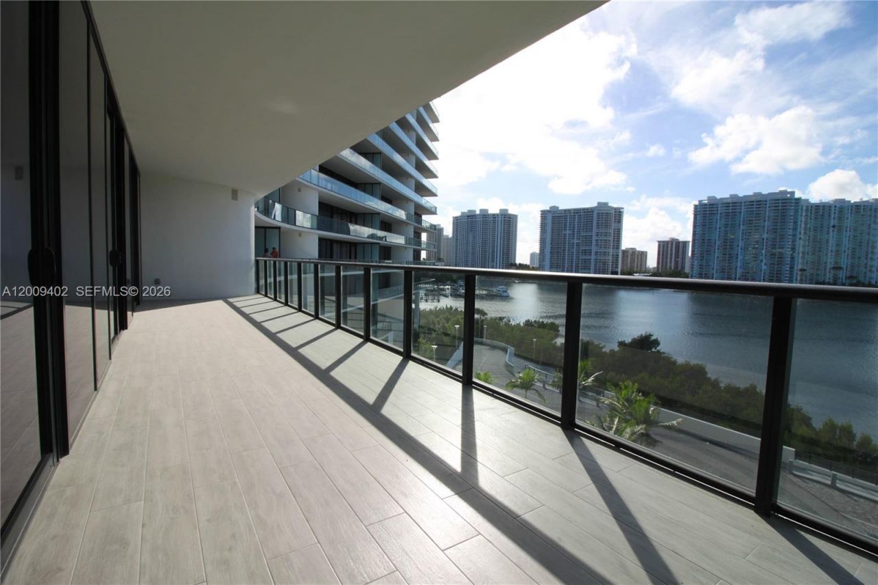 5000 Island Estates Dr , Unit 606, Aventura, FL 33160 Photo