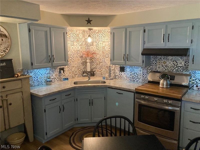 202 Ridgewood Boulevard, Minerva, OH 44657 Photo 7