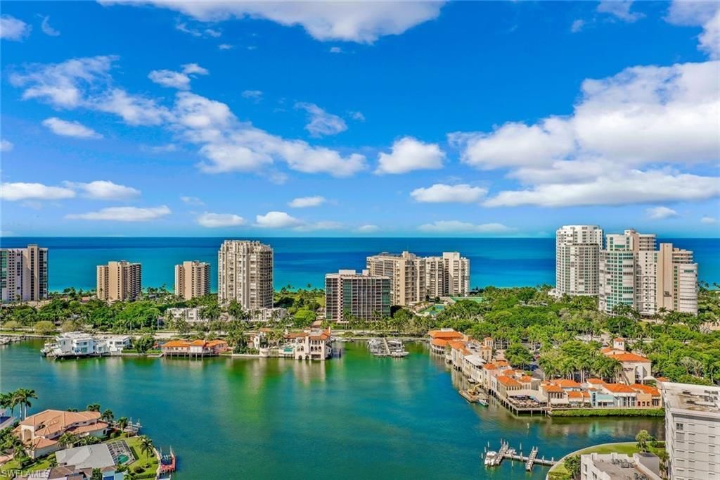 4041 Gulf Shore Blvd N, Unit 204, Naples, FL 34103 Photo