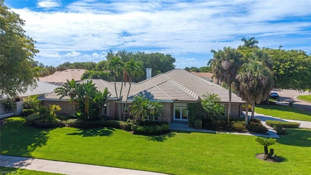 7018 Greentree Dr, Naples, FL 34108 Photo