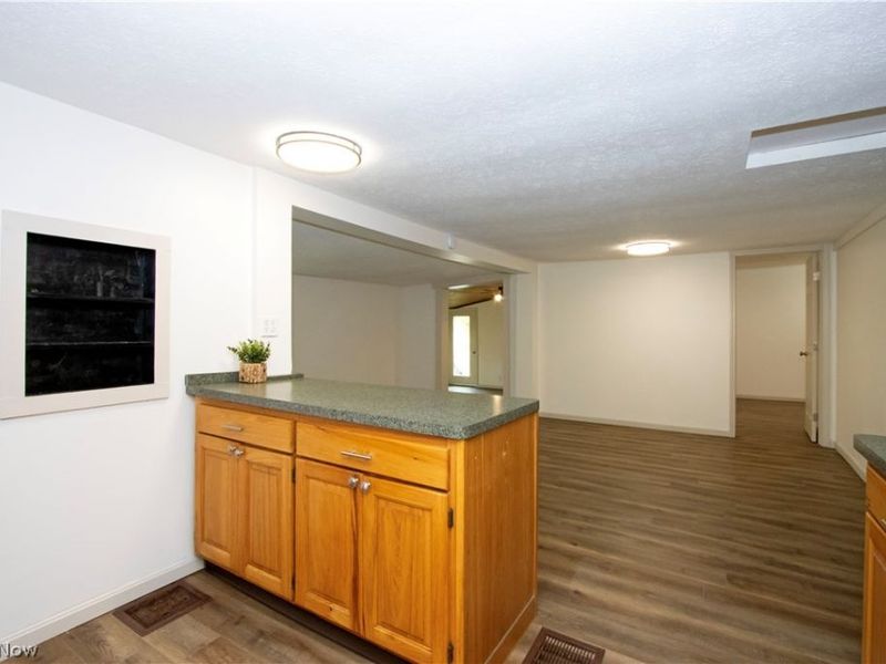 14069 Township Road 1058, Lakeville, OH 44638 Photo 11