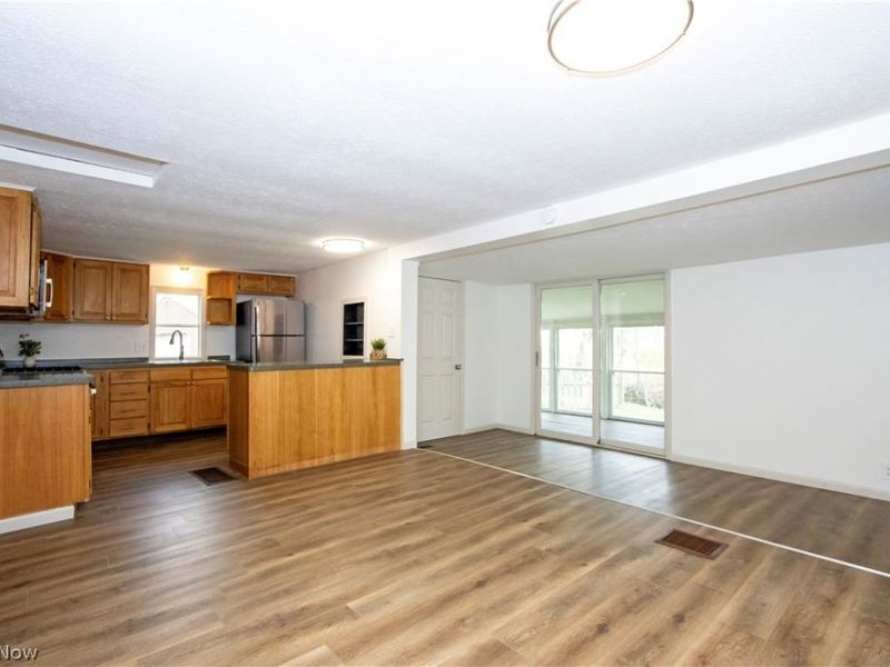 14069 Township Road 1058, Lakeville, OH 44638 Photo 12