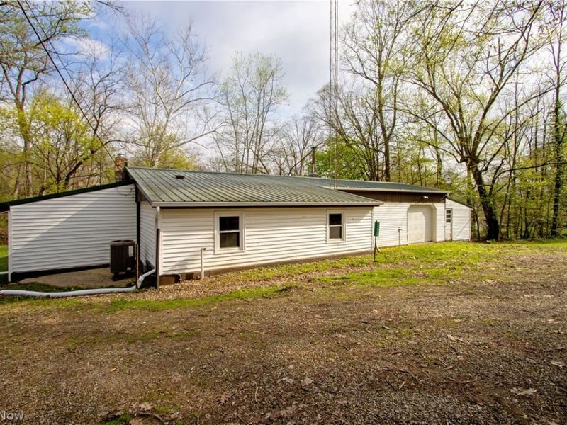 14069 Township Road 1058, Lakeville, OH 44638 Photo 37