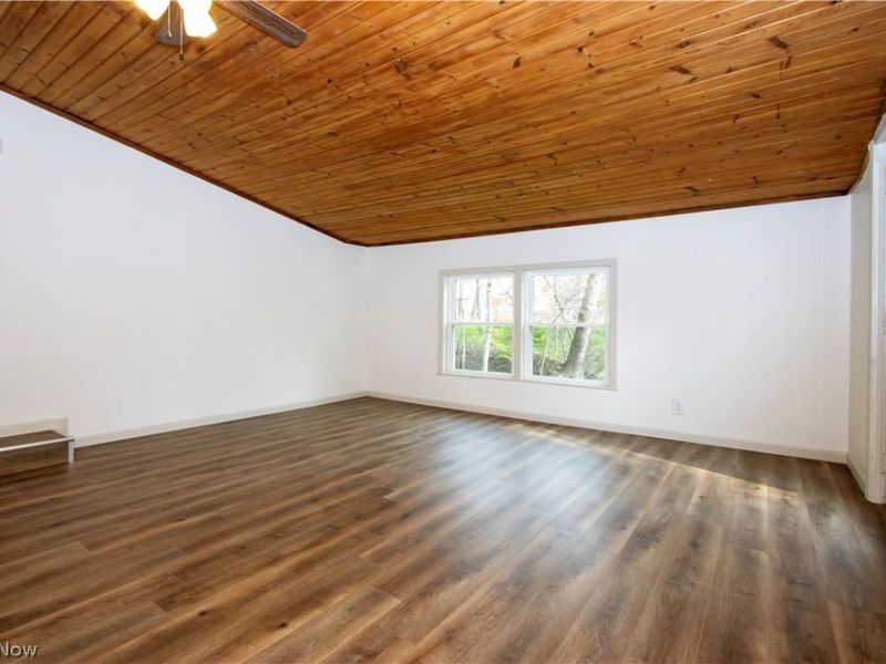 14069 Township Road 1058, Lakeville, OH 44638 Photo 7