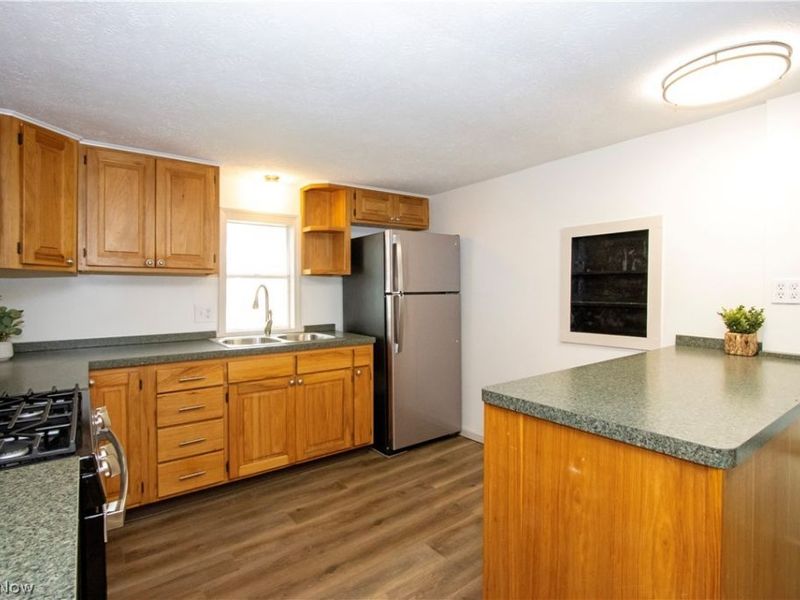 14069 Township Road 1058, Lakeville, OH 44638 Photo 9