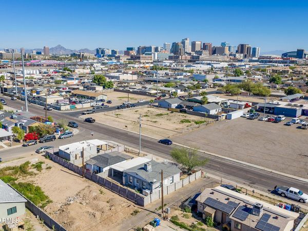 820 S 15th Avenue, Phoenix, AZ 85007