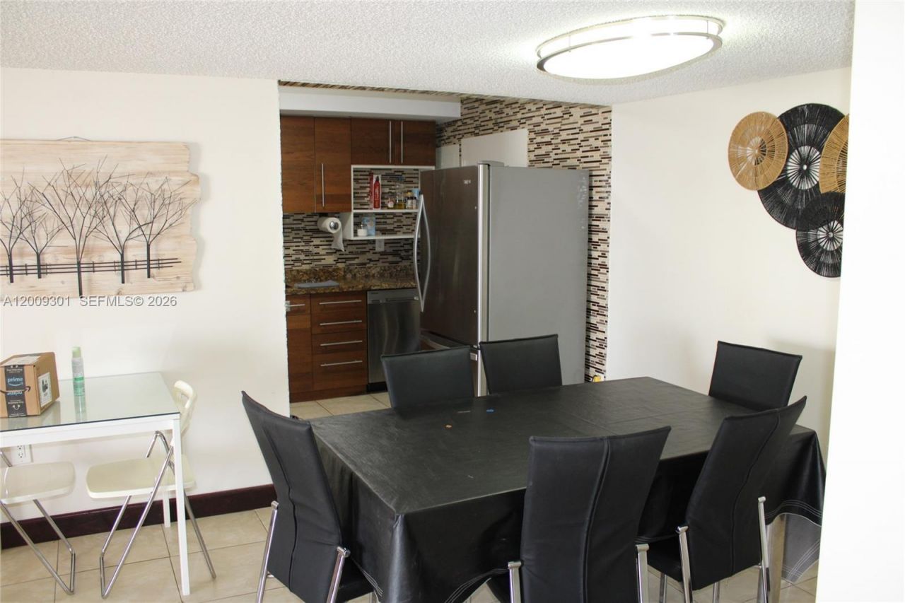 200 178th Dr , Unit 612, Sunny Isles Beach, FL 33160 Photo
