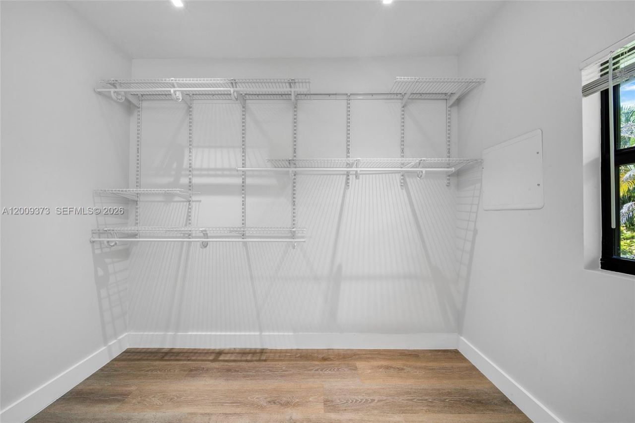 1925 SW 23rd St , Miami, FL 33145 Photo