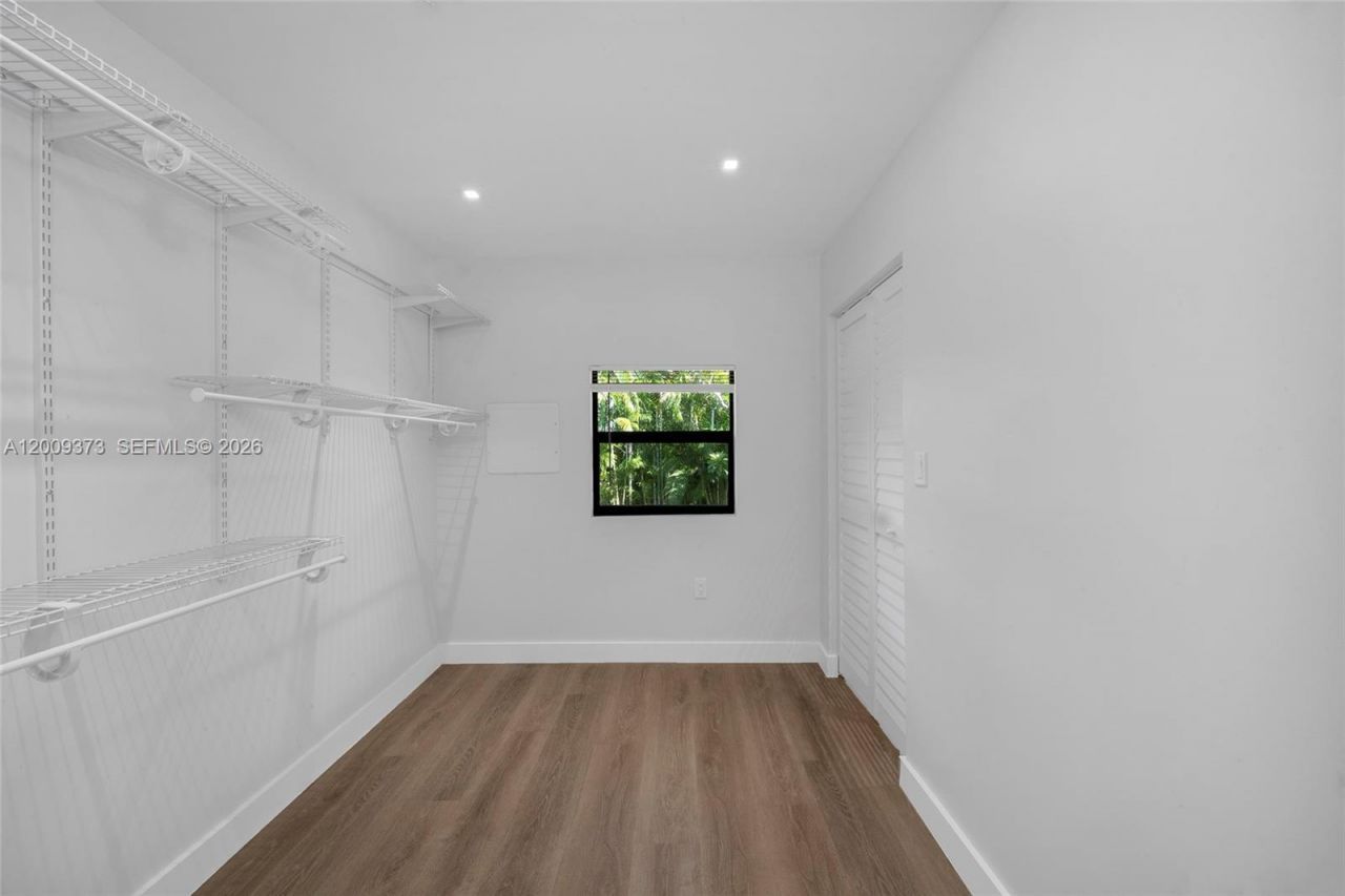 1925 SW 23rd St , Miami, FL 33145 Photo