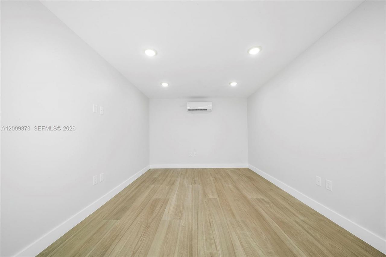 1925 SW 23rd St , Miami, FL 33145 Photo