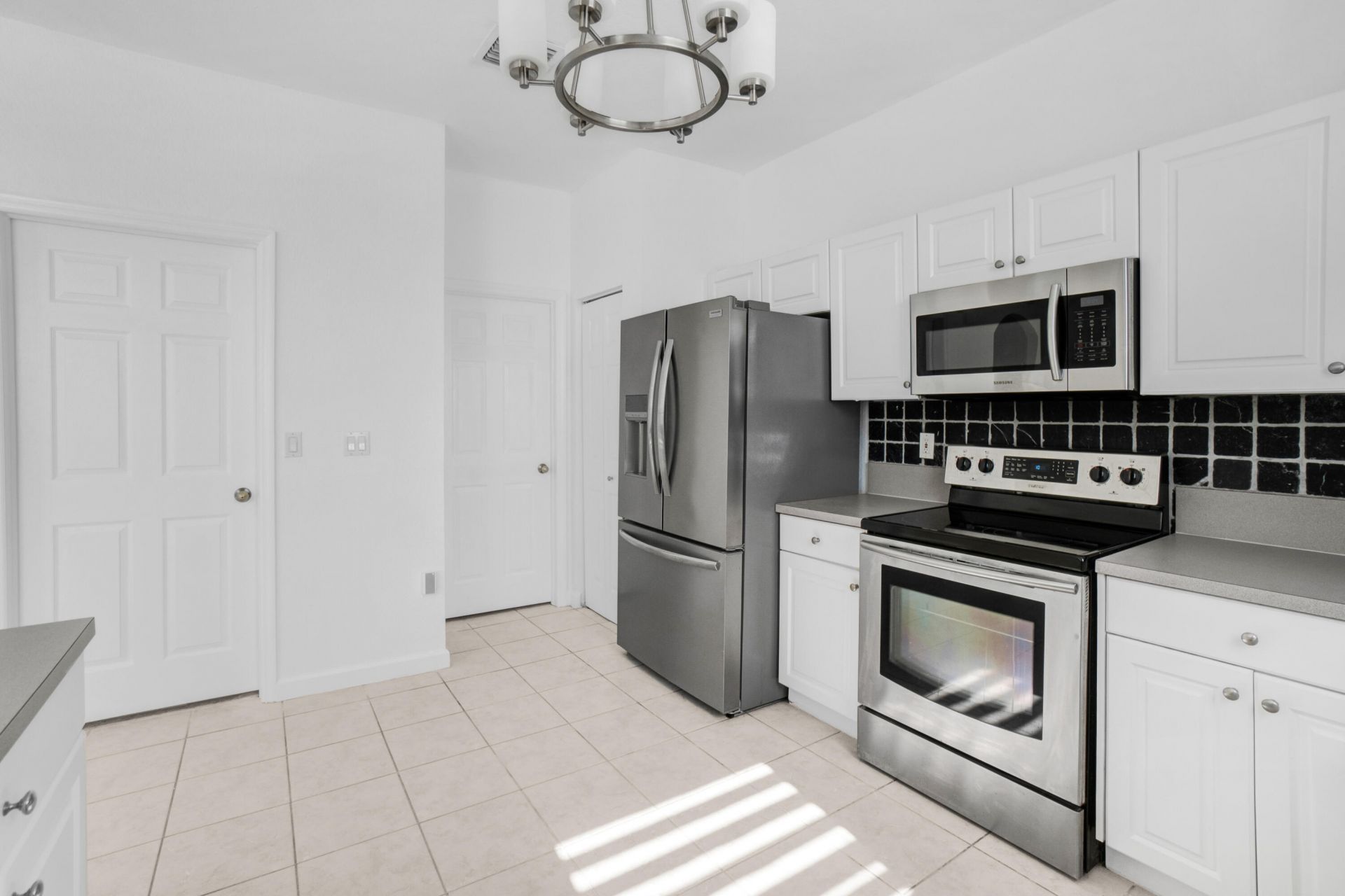 9002 SW 214th Lane, Cutler Bay, FL 33189 Photo