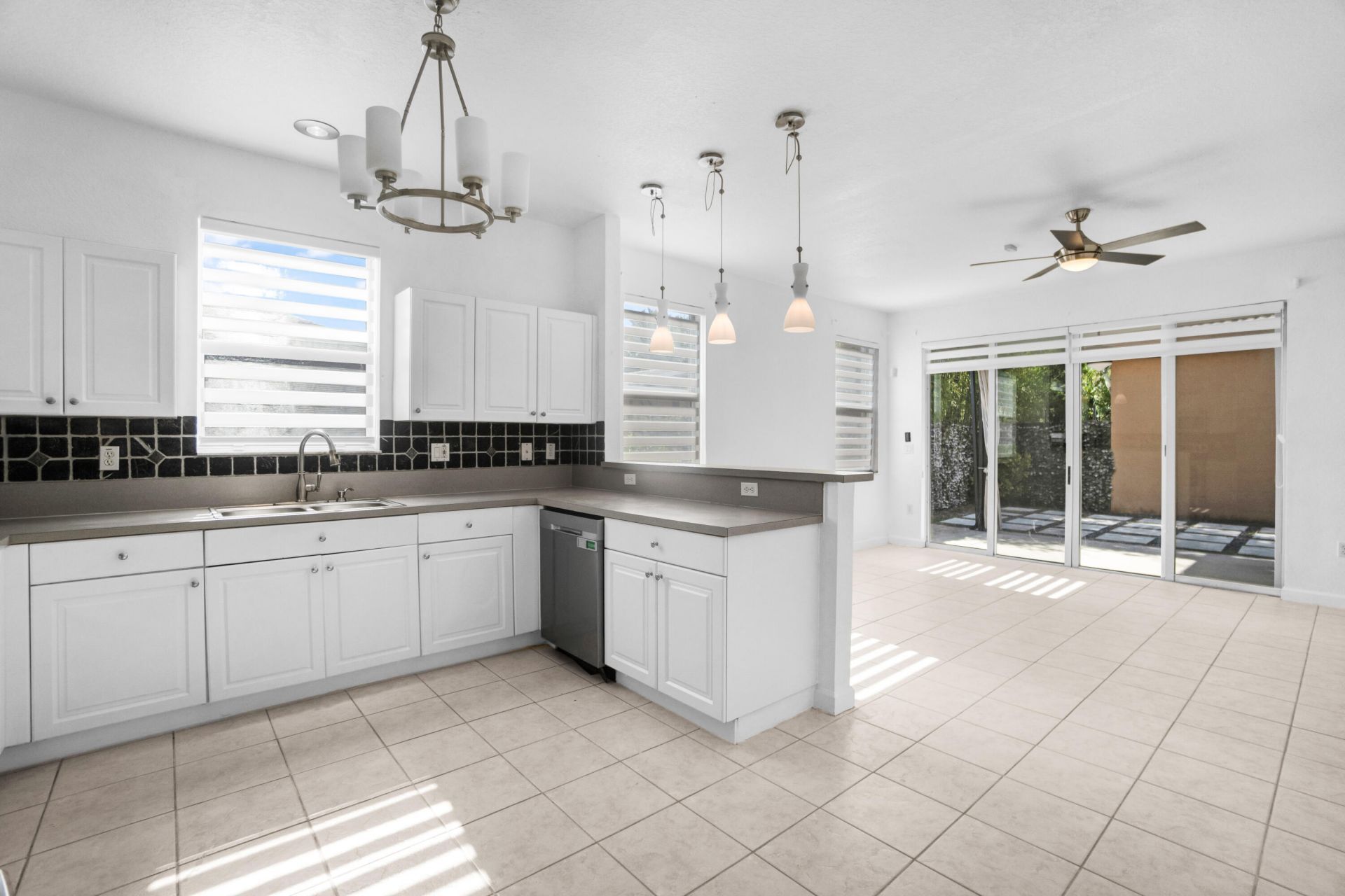 9002 SW 214th Lane, Cutler Bay, FL 33189 Photo