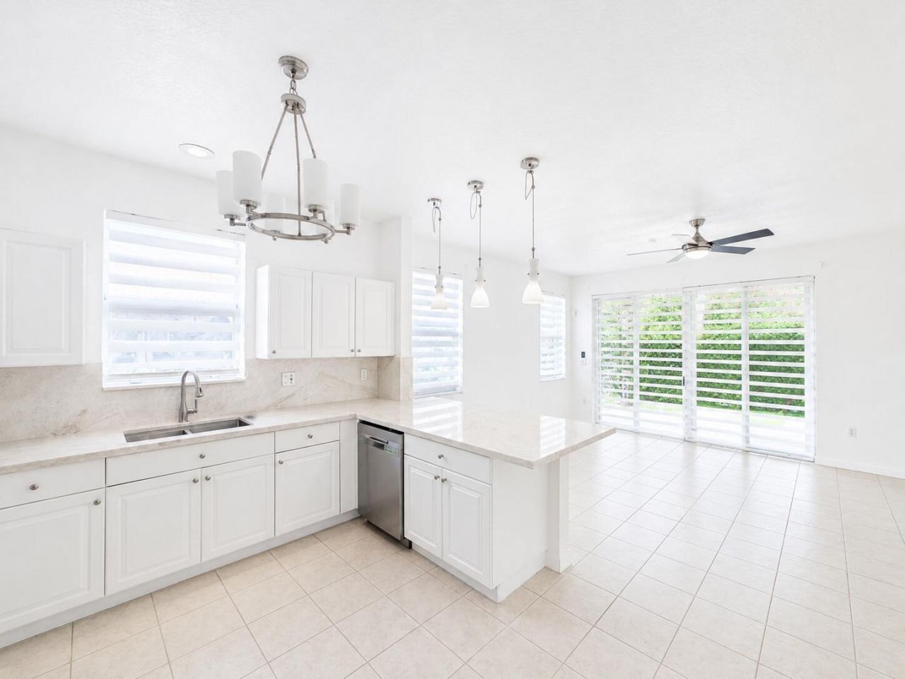 9002 SW 214th Lane, Cutler Bay, FL 33189 Photo