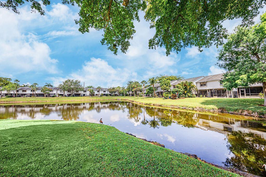 3335 Carambola Circle S, Coconut Creek, FL 33066 Photo
