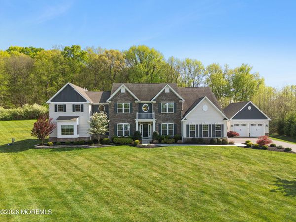 3 Burns Court, Millstone, NJ 08535