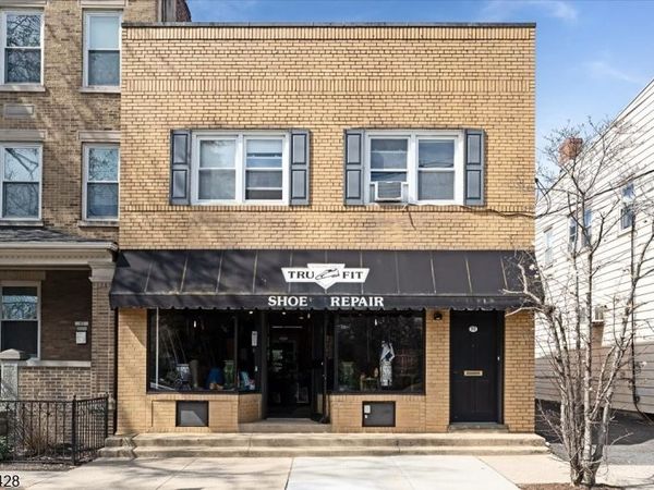 95 Main St, Millburn, NJ 07041