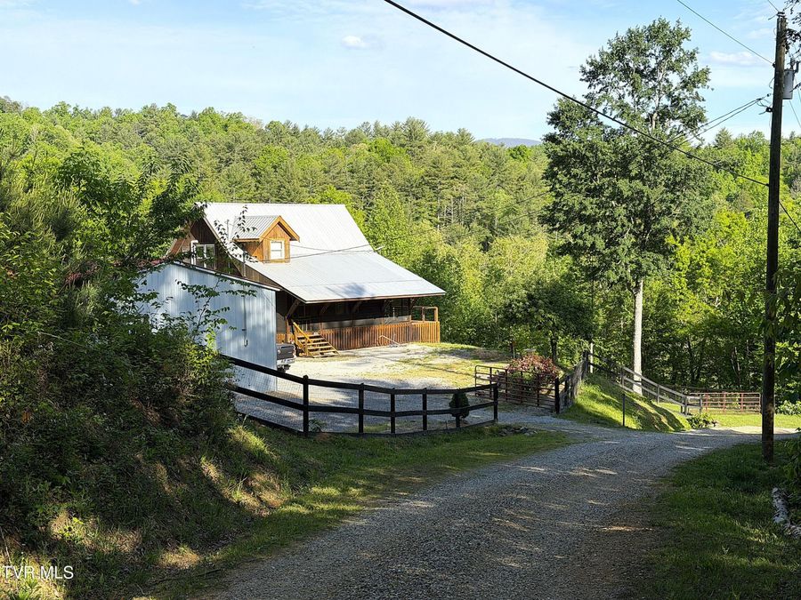 Property Image 37