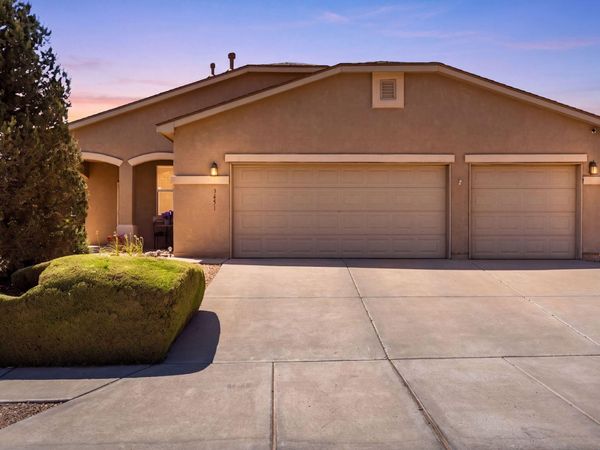 3451 Sun Mesa Street SW, Los Lunas, NM 87031