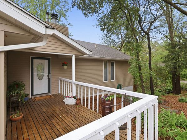 5115 Crestview Heights Court, Bettendorf, IA 52722